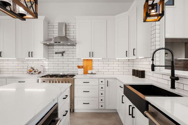 2302 Euclid Ave 1, Austin, TX 78704