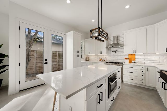 2302 Euclid Ave 1, Austin, TX 78704