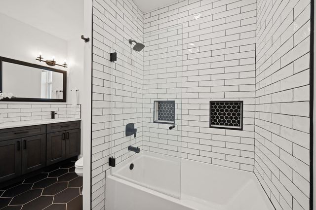 2302 Euclid Ave 1, Austin, TX 78704