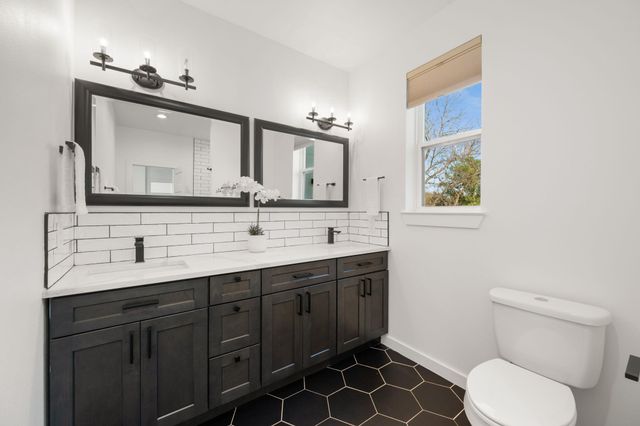 2302 Euclid Ave 1, Austin, TX 78704