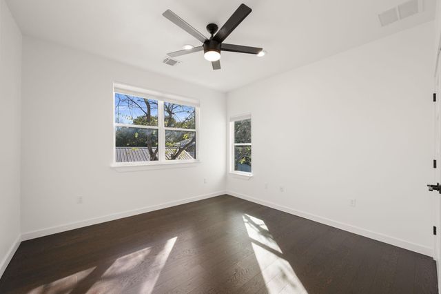 2302 Euclid Ave 1, Austin, TX 78704