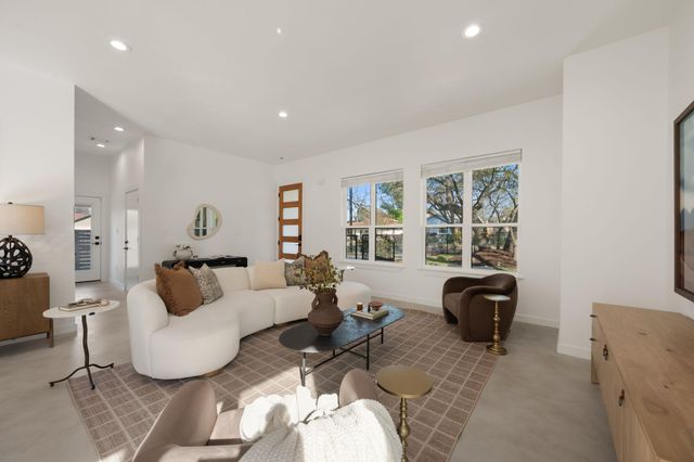 2302 Euclid Ave 1, Austin, TX 78704