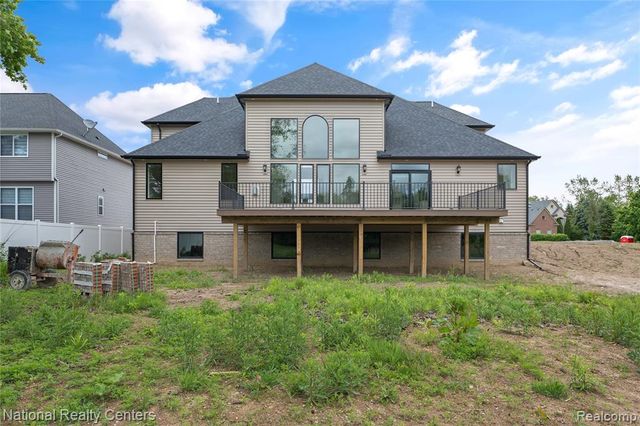 5245 Buell Drive, Commerce Twp, MI 48382