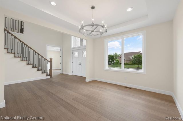 5245 Buell Drive, Commerce Twp, MI 48382