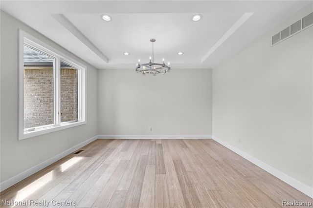 5245 Buell Drive, Commerce Twp, MI 48382