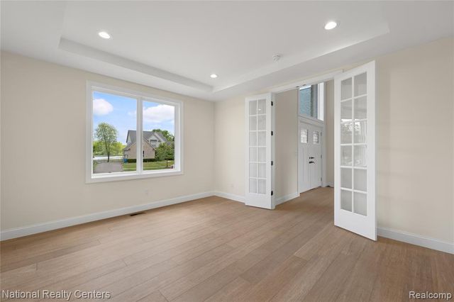 5245 Buell Drive, Commerce Twp, MI 48382