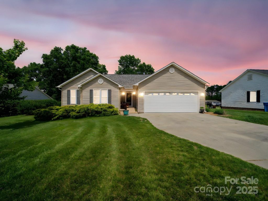 1505 Moss Springs Road, Albemarle, NC 28001