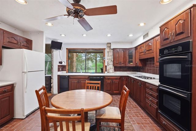 16650 NE 53RD LANE, Williston, FL 32696