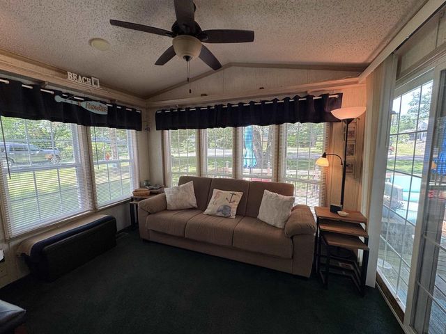 208 Hillside Drive, Edgerton, WI 53534