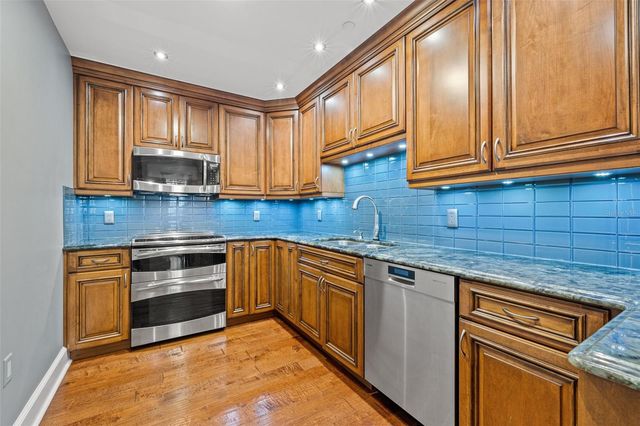 300 BEACH DRIVE NE 305, St Petersburg, FL 33701