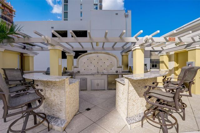300 BEACH DRIVE NE 305, St Petersburg, FL 33701