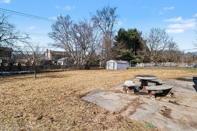 2602 Pinto Drive, Commerce Charter Township, MI 48382