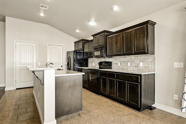 739 Sheridan, Carthage, MO 64836