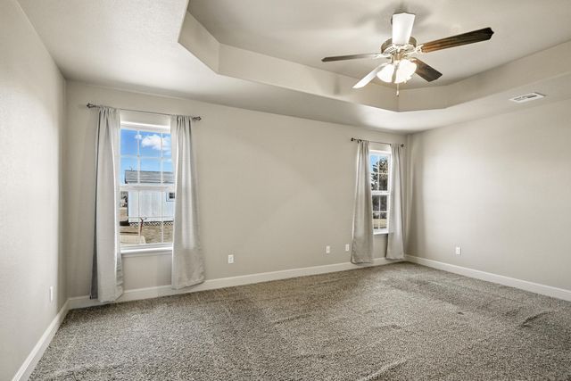 739 Sheridan, Carthage, MO 64836