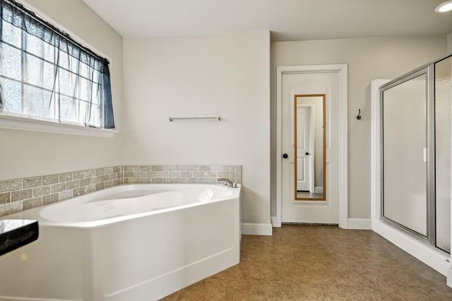 739 Sheridan, Carthage, MO 64836