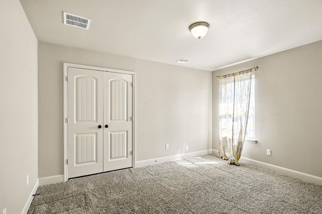 739 Sheridan, Carthage, MO 64836