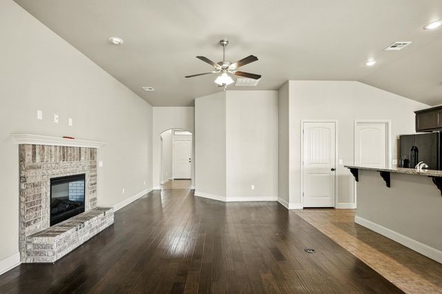 739 Sheridan, Carthage, MO 64836