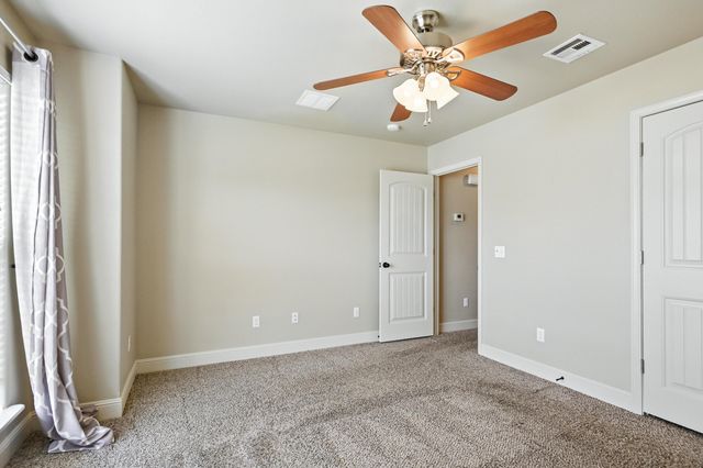 739 Sheridan, Carthage, MO 64836