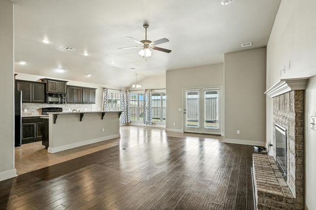 739 Sheridan, Carthage, MO 64836