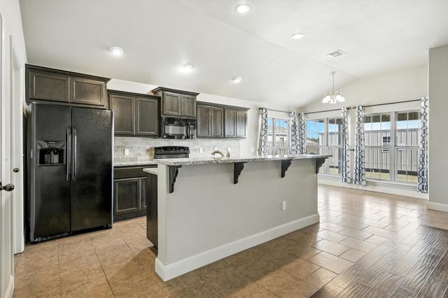 739 Sheridan, Carthage, MO 64836