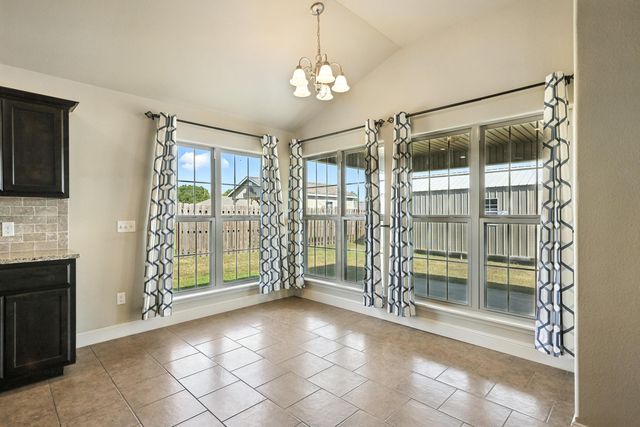 739 Sheridan, Carthage, MO 64836