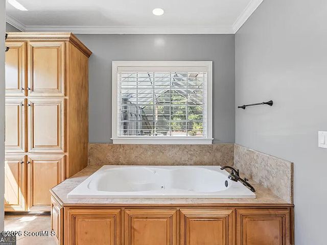 227 Harbor Pointe Drive, Brunswick, GA 31523