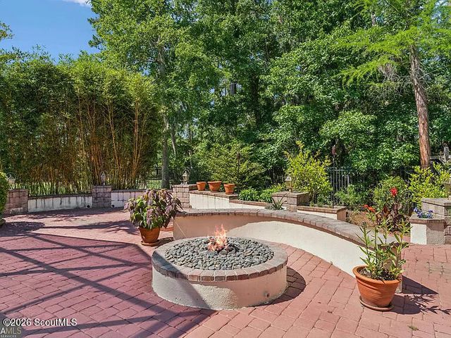 227 Harbor Pointe Drive, Brunswick, GA 31523