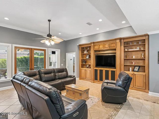 227 Harbor Pointe Drive, Brunswick, GA 31523