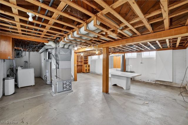 10721 Plymouth Avenue, Garfield Heights, OH 44125