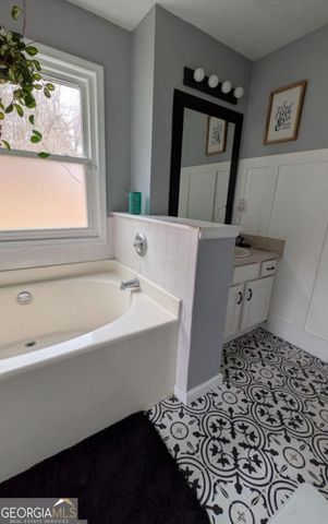 230 Overlook Drive, Covington, GA 30016