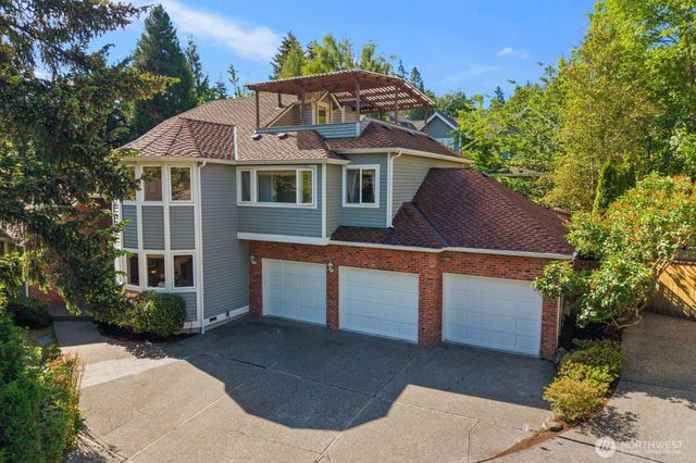 9925 SE 5th Street, Bellevue, WA 98004