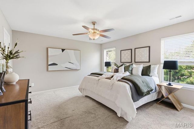 27 Loris Lane, St Charles, MO 63303
