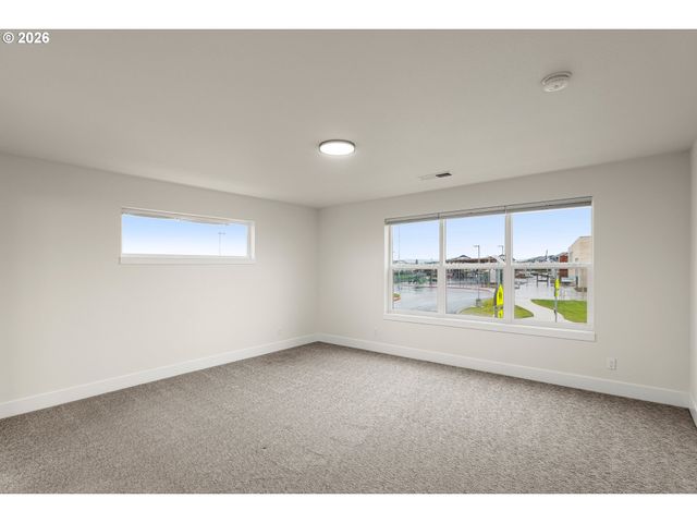 4227 Se REED Dr, Hillsboro, OR 97123