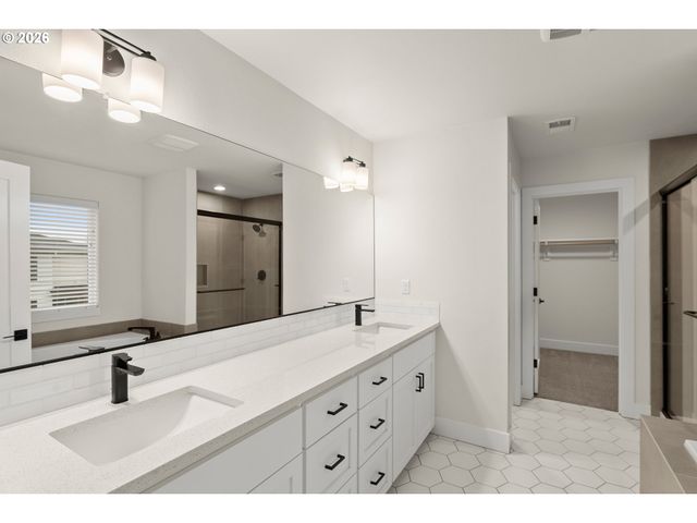 4227 Se REED Dr, Hillsboro, OR 97123