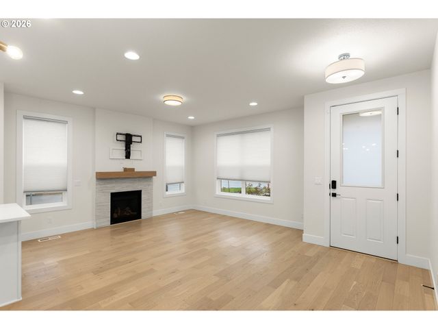 4227 Se REED Dr, Hillsboro, OR 97123