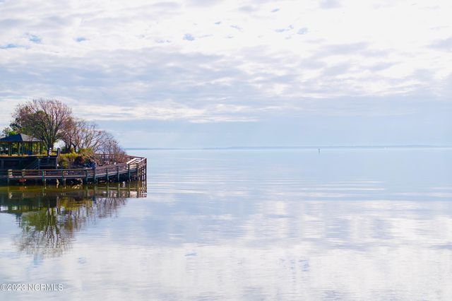 161 Sunshine Drive, Arapahoe, NC 28510