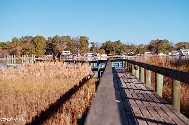 161 Sunshine Drive, Arapahoe, NC 28510