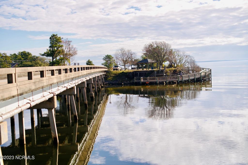 161 Sunshine Drive, Arapahoe, NC 28510