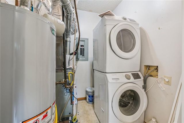 707 Roswell Landings Drive, Roswell, GA 30075