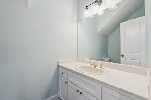 707 Roswell Landings Drive, Roswell, GA 30075