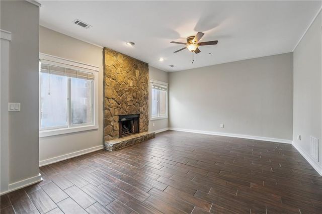 707 Roswell Landings Drive, Roswell, GA 30075