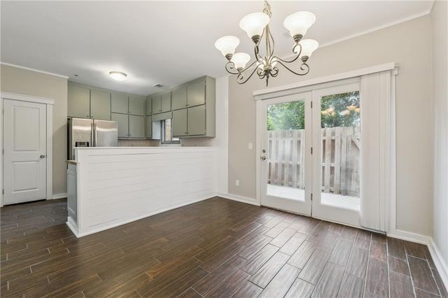 707 Roswell Landings Drive, Roswell, GA 30075