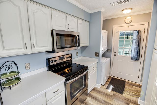 9452 Timber Row, Murrells Inlet, SC 29576