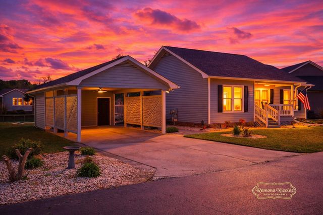 9452 Timber Row, Murrells Inlet, SC 29576