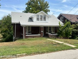 411 HICKORY STREET, Jefferson City, MO 65101