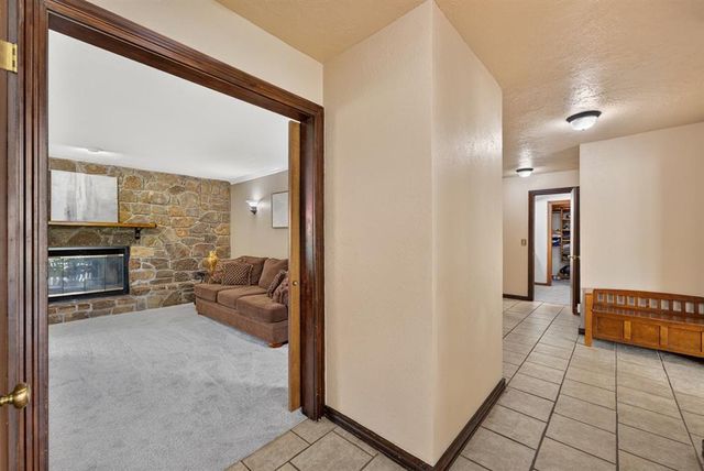 1809 Nighthawk Court, Edmond, OK 73034