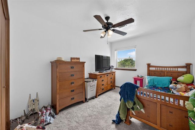 1809 Nighthawk Court, Edmond, OK 73034