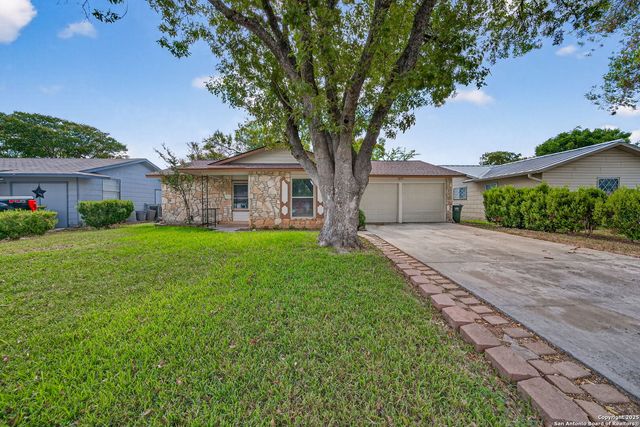 708 Maple, Schertz, TX 78154
