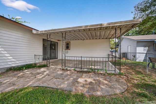 708 Maple, Schertz, TX 78154