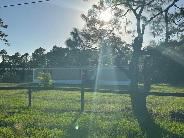 3850 Pioneer 10St, Clewiston, FL 33440